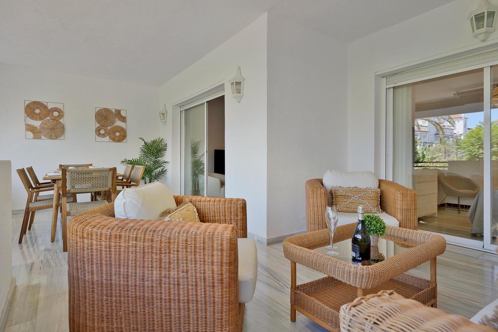2 Bedroom Apartment In Medina Garden - Puerto Banus Marbella Dış mekan fotoğraf