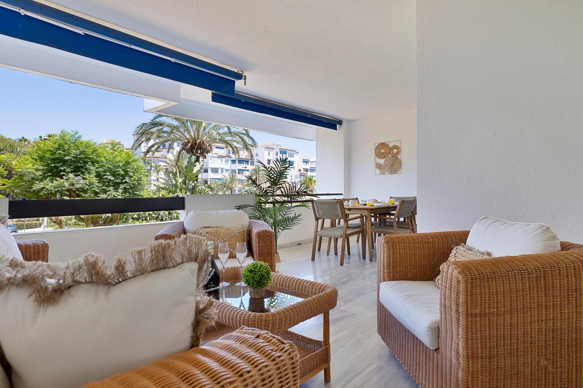 2 Bedroom Apartment In Medina Garden - Puerto Banus Marbella Dış mekan fotoğraf