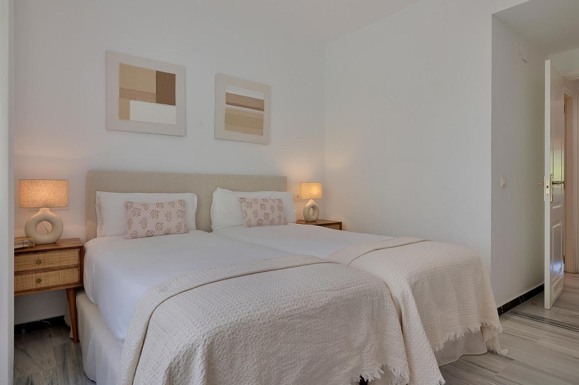 2 Bedroom Apartment In Medina Garden - Puerto Banus Marbella Dış mekan fotoğraf